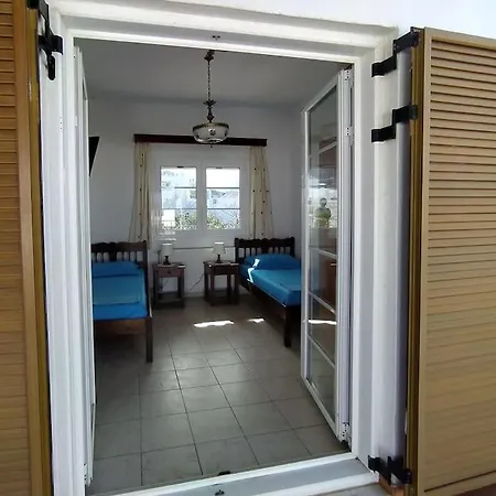 Bnb, Alexandra, 1 Min Walk To Magazia Beach Apartment